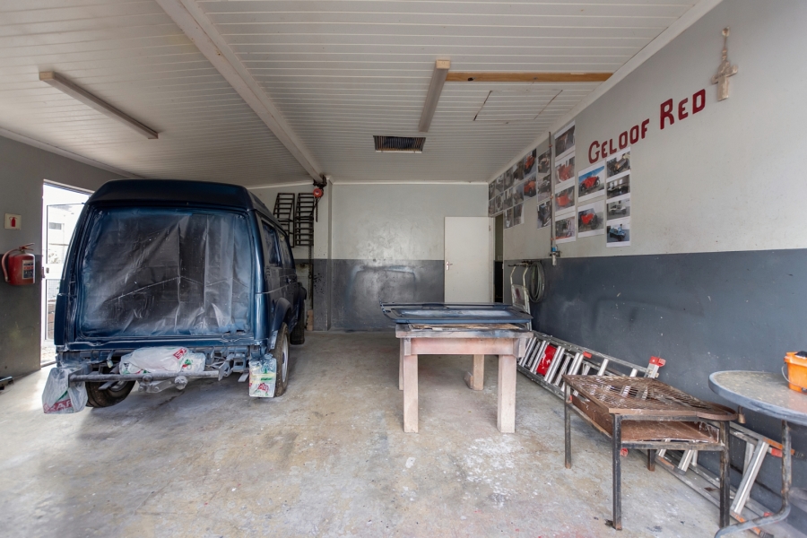 3 Bedroom Property for Sale in Laaiplek Western Cape